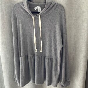 Honeyme Gray Hooded Babydoll Top. Size L NWOT